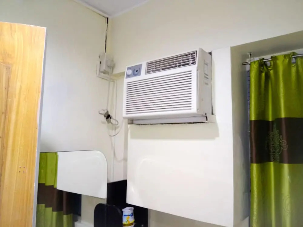 Economy Double room (full double bed)