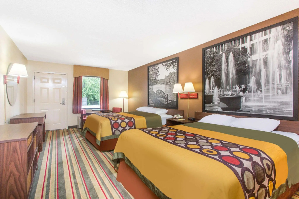 Standard Quadruple room