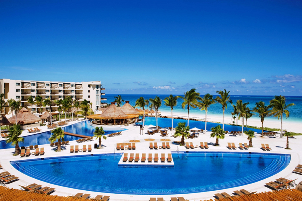 Beach & Waterfront
