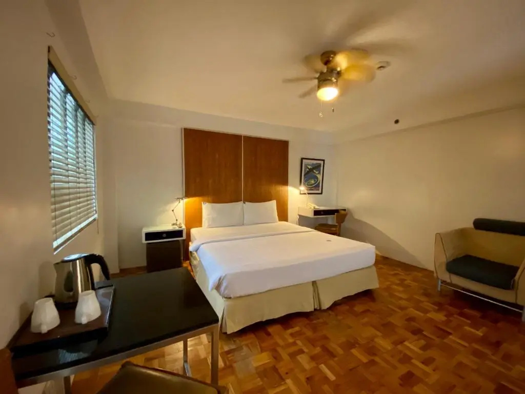 Double Studio (full double bed)