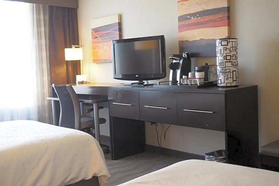 Holiday Inn Harrisburg - Hershey Area, I-81 by IHG - Chambres