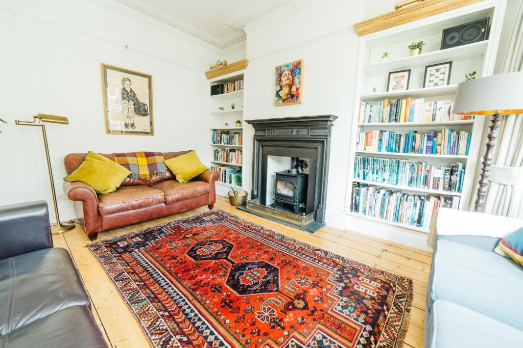 Stylish & Spacious Victorian Home in Trendy Suburb