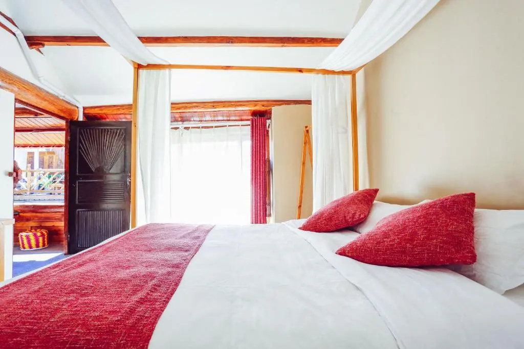 Deluxe Double room (full double bed)