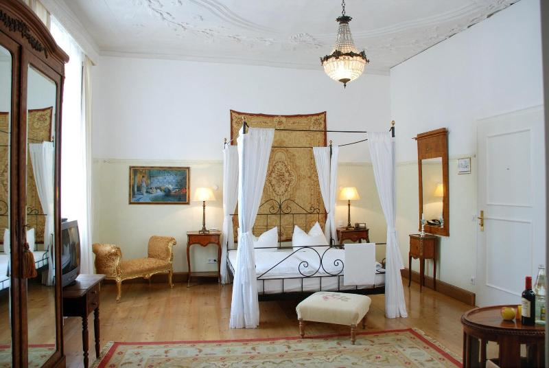 Hotel Orpha E Groayes Haus - Général