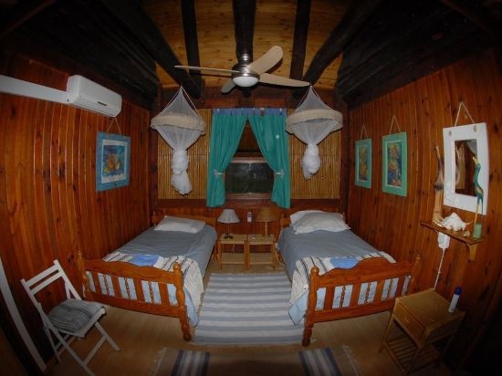 Dolphin Lodge
