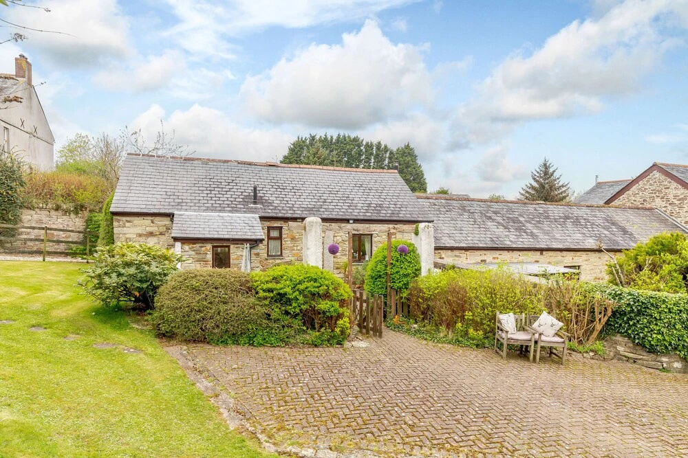 Poldark Cottage
