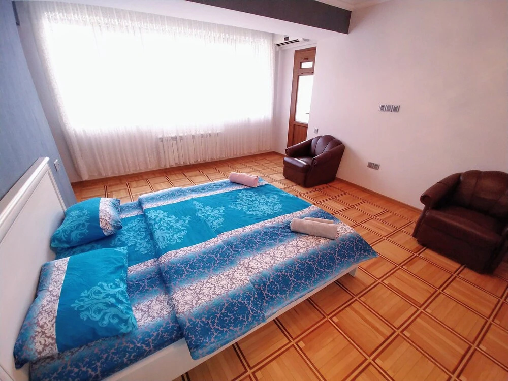 Deluxe Apartment with Sea and City view