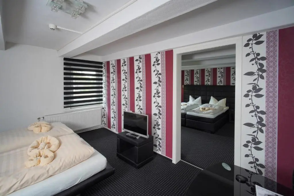 Hotel Zum Löwen - Chambres