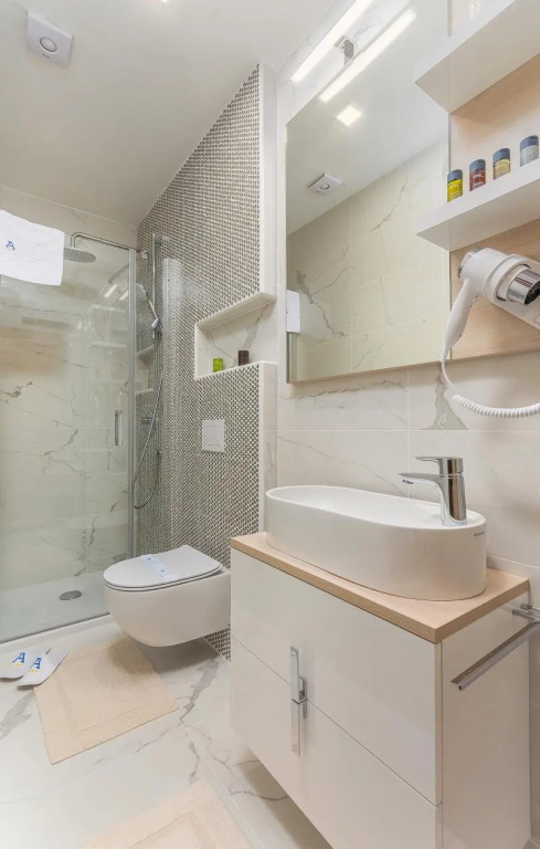 Standard Double room with balcony (twin beds)
