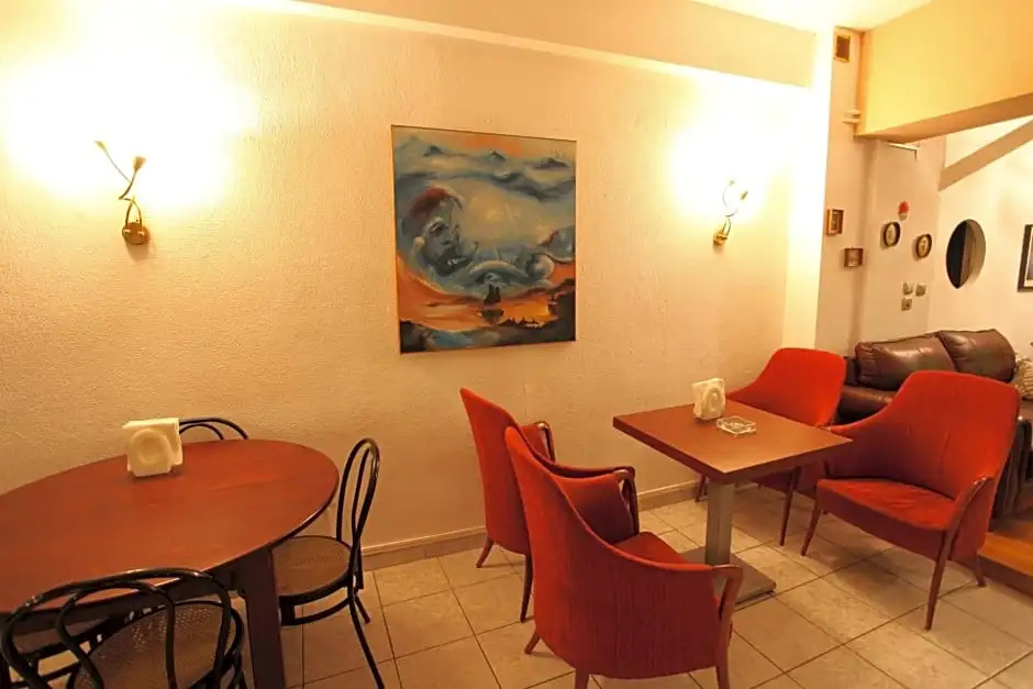 Hotel photo 13