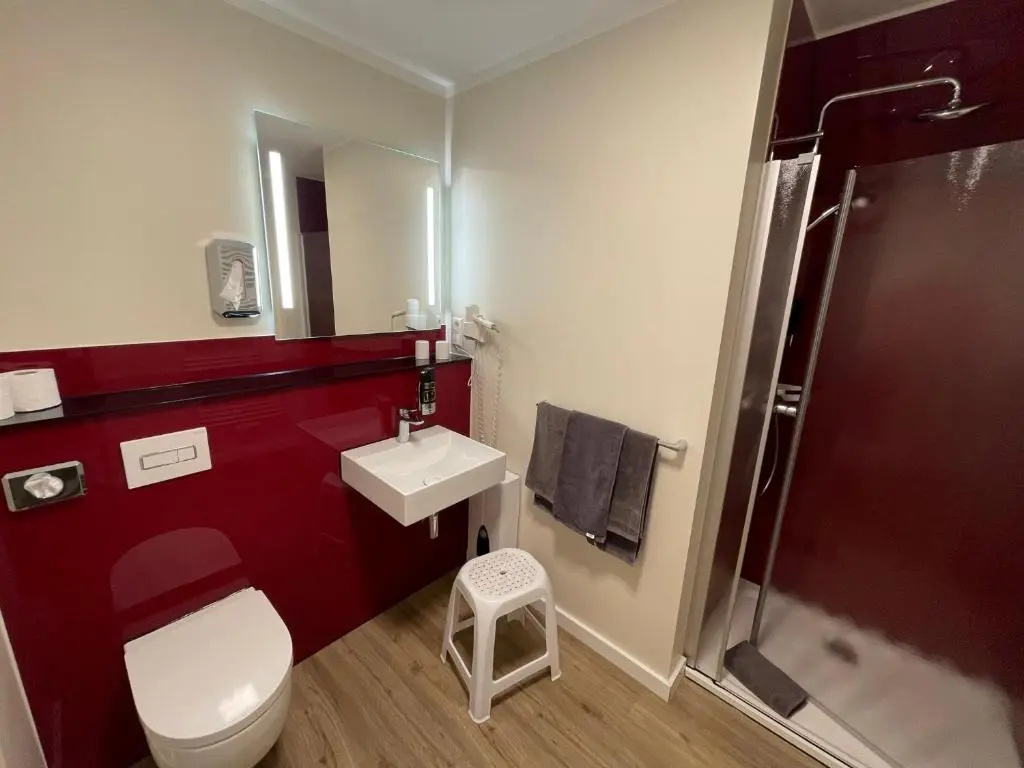 2 Bedrooms Apartment with balcony