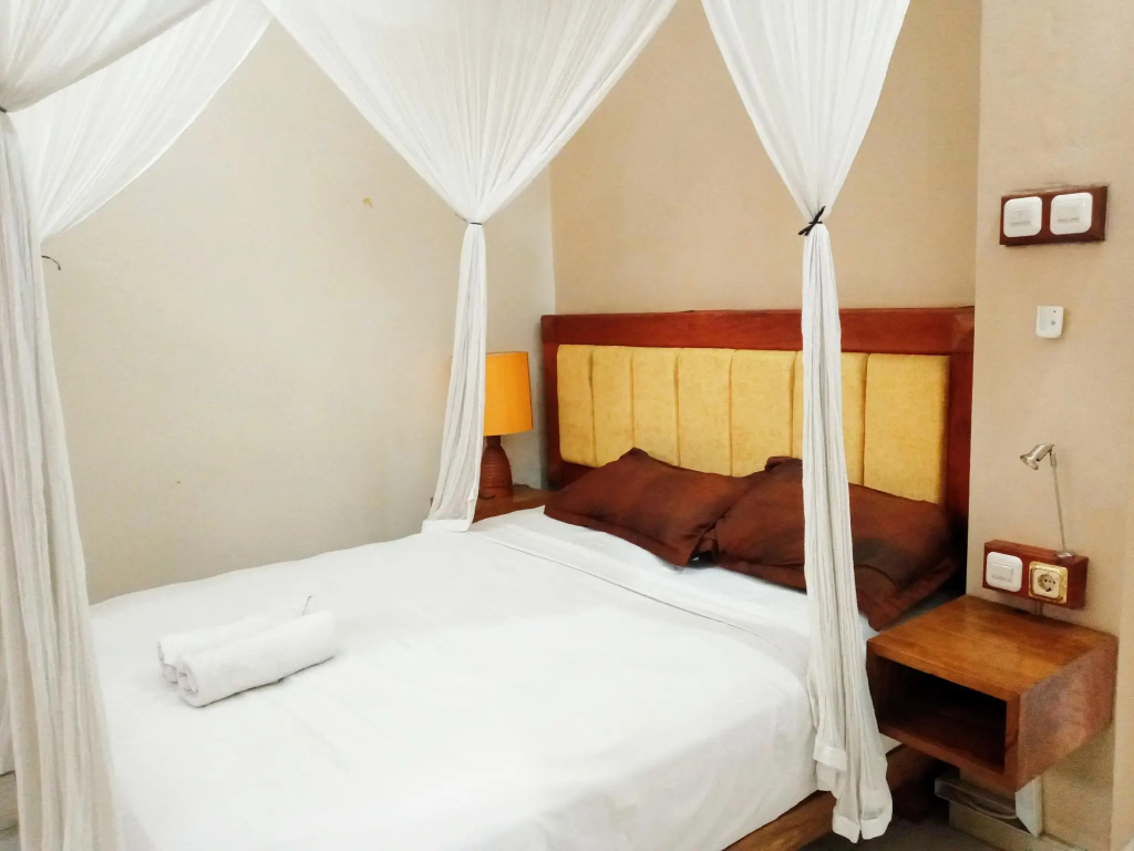 Superior Double room (full double bed)