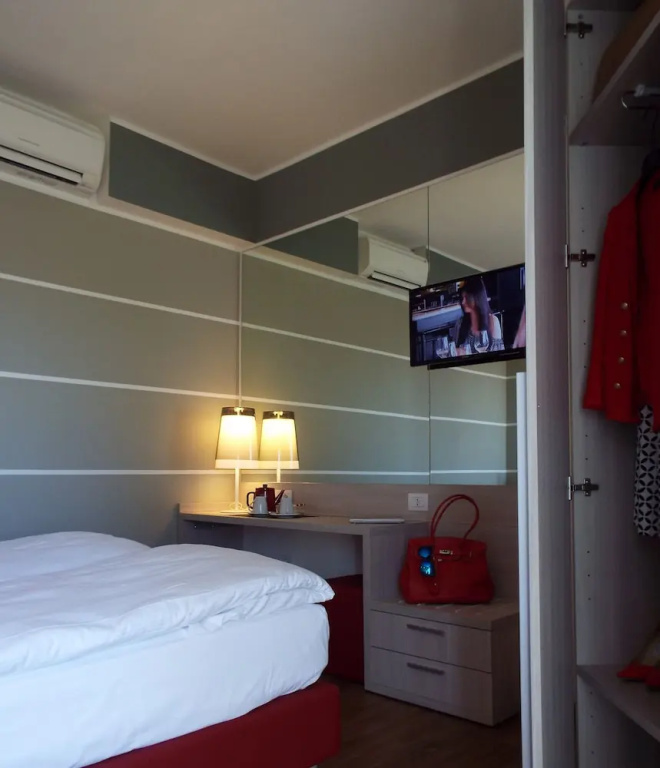 Standard Double room (twin beds)