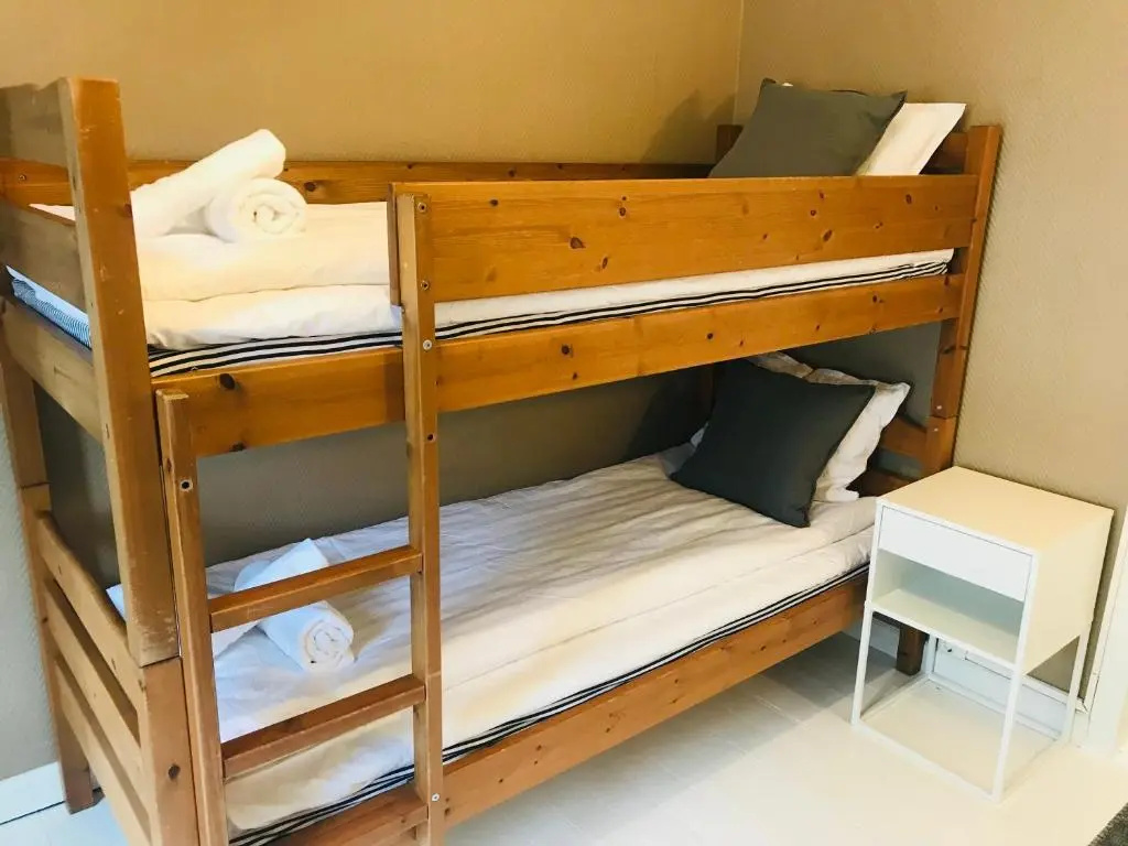 Economy room