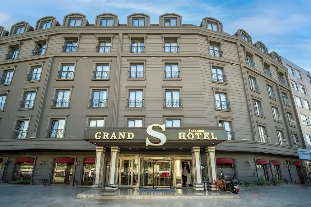 Grand S Hotel — фото