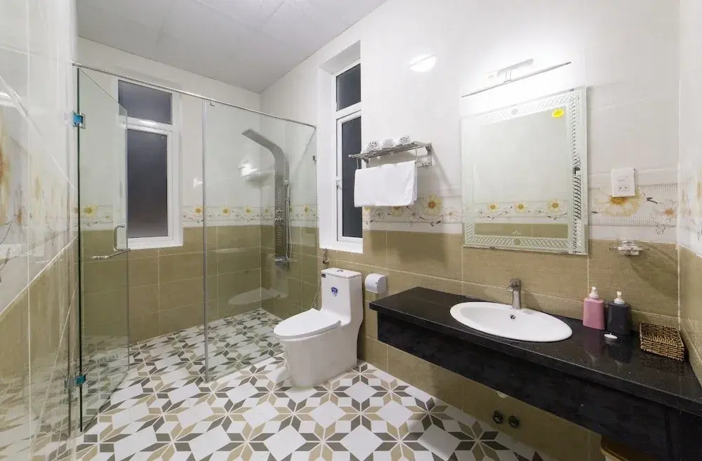 Standard Double room with balcony (full double bed)