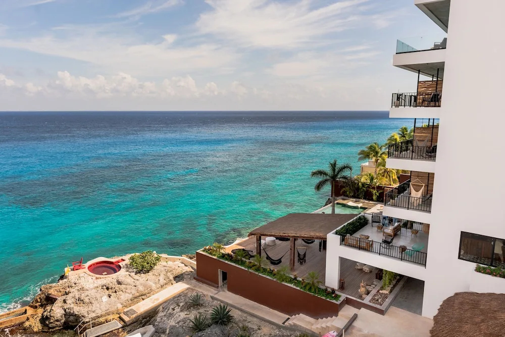 Beach & Waterfront
