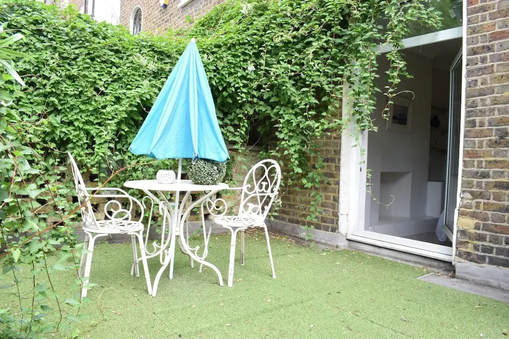 1 Bedroom Apartment With Outdoor Area in Chelsea
