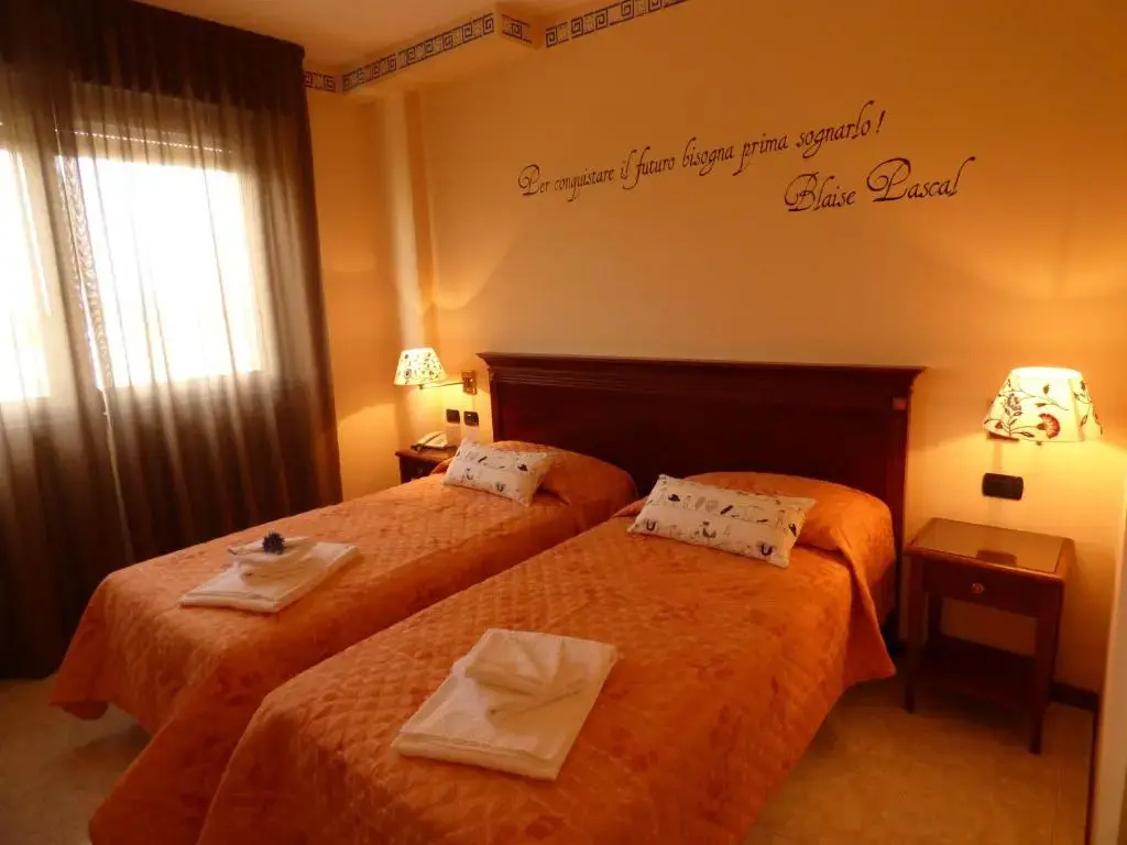 Fidenza Hotel - Chambres