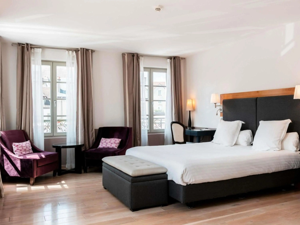 Mercure Maintenon - Général