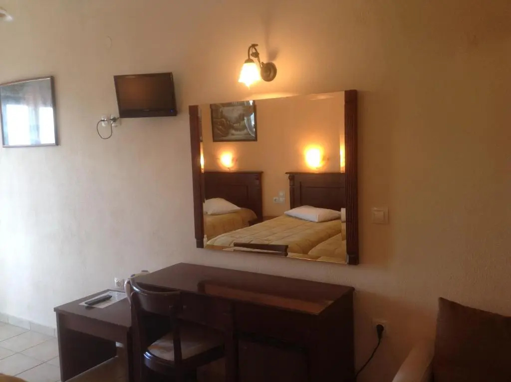 Hotel Kosta Famissi - Chambres