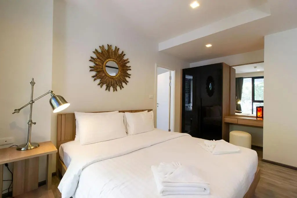 1 Bedroom Apartment