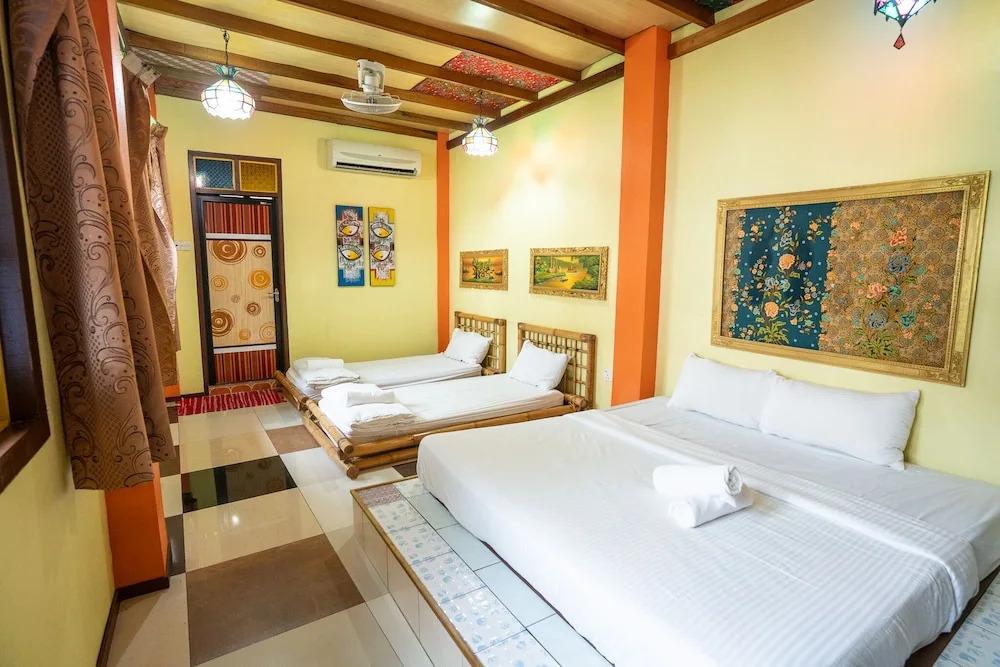 Lost Paradise Resort