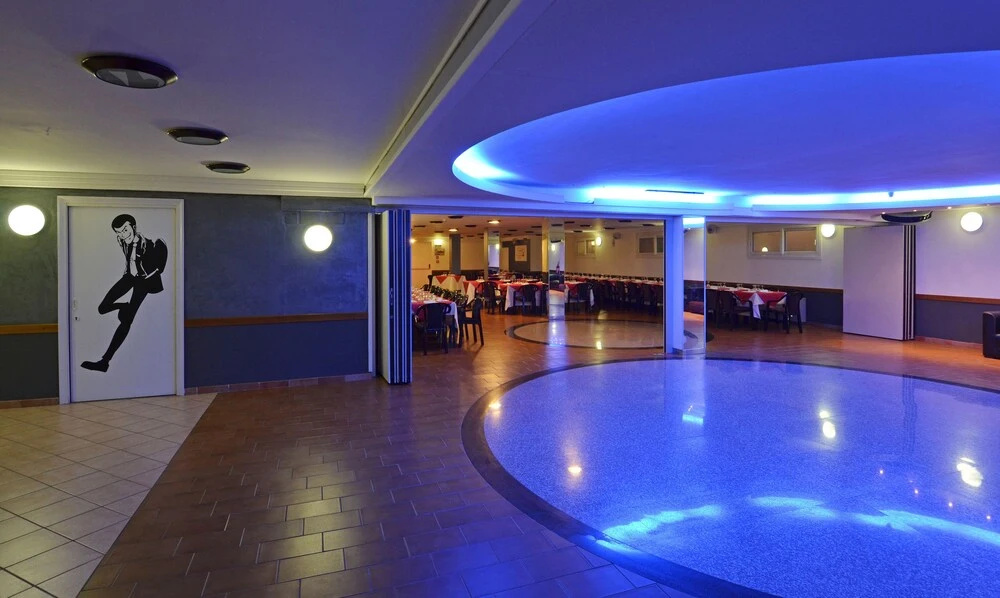 Hotel photo 12