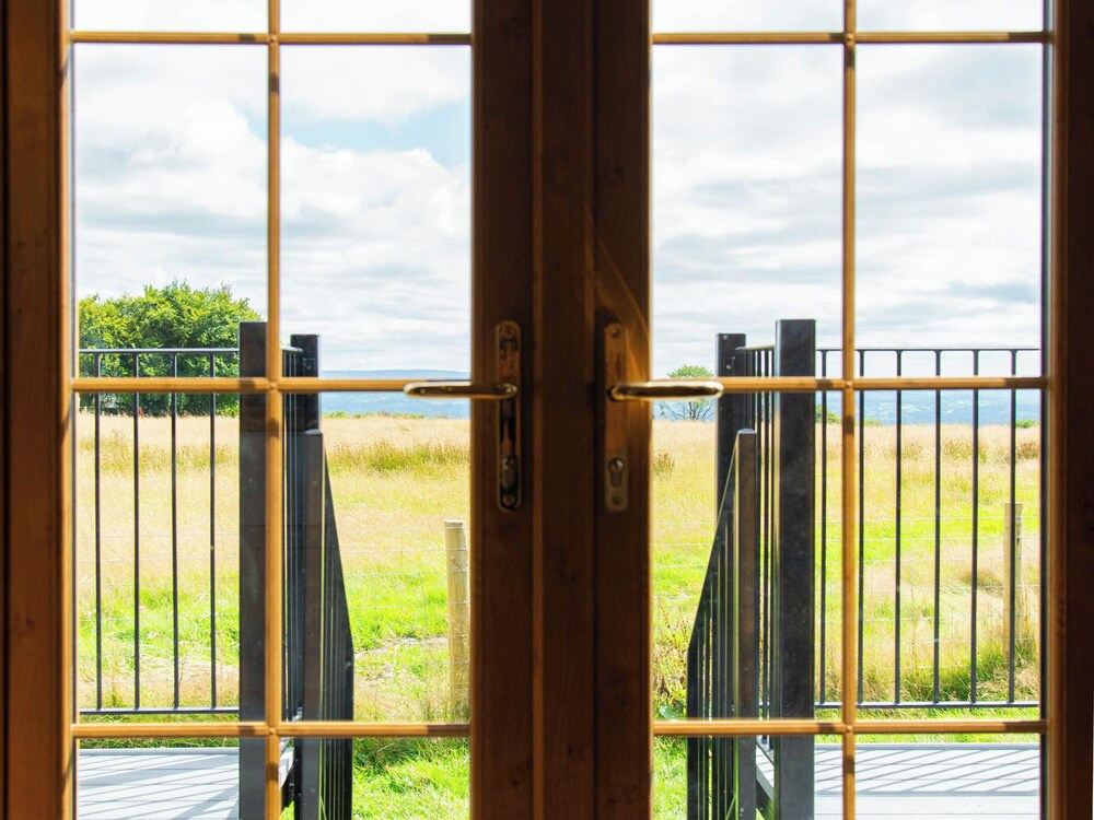 Head For the Hills Glamping - Skylark Shepherd's Hut