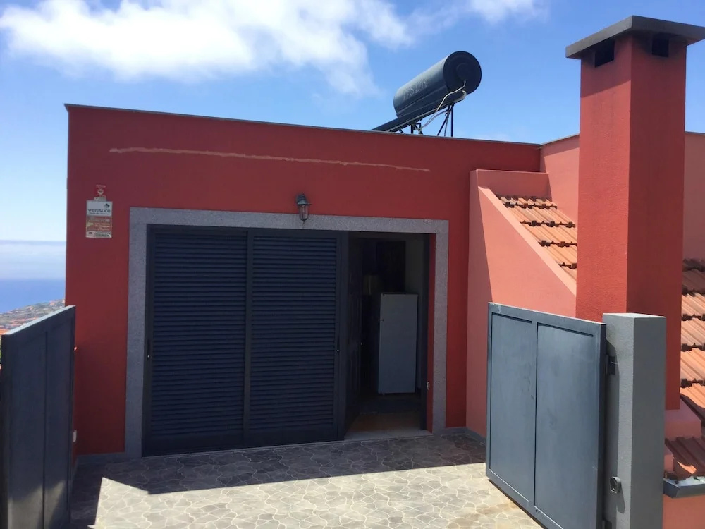 House With 2 Bedrooms in Funchal, With Wonderful sea View, Terrace and