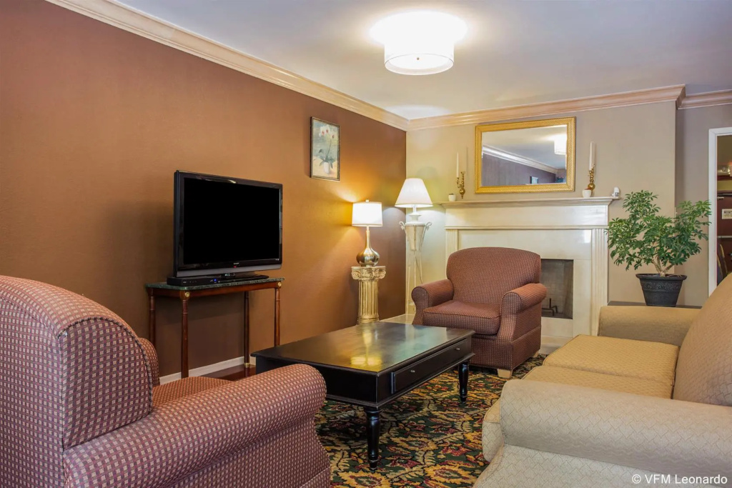 Lobby & Reception