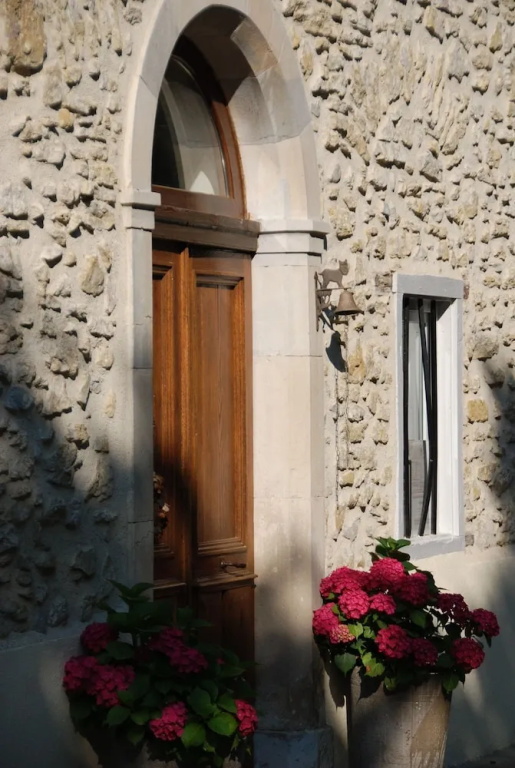 Voir la photo 1 — La Monèze Basse
