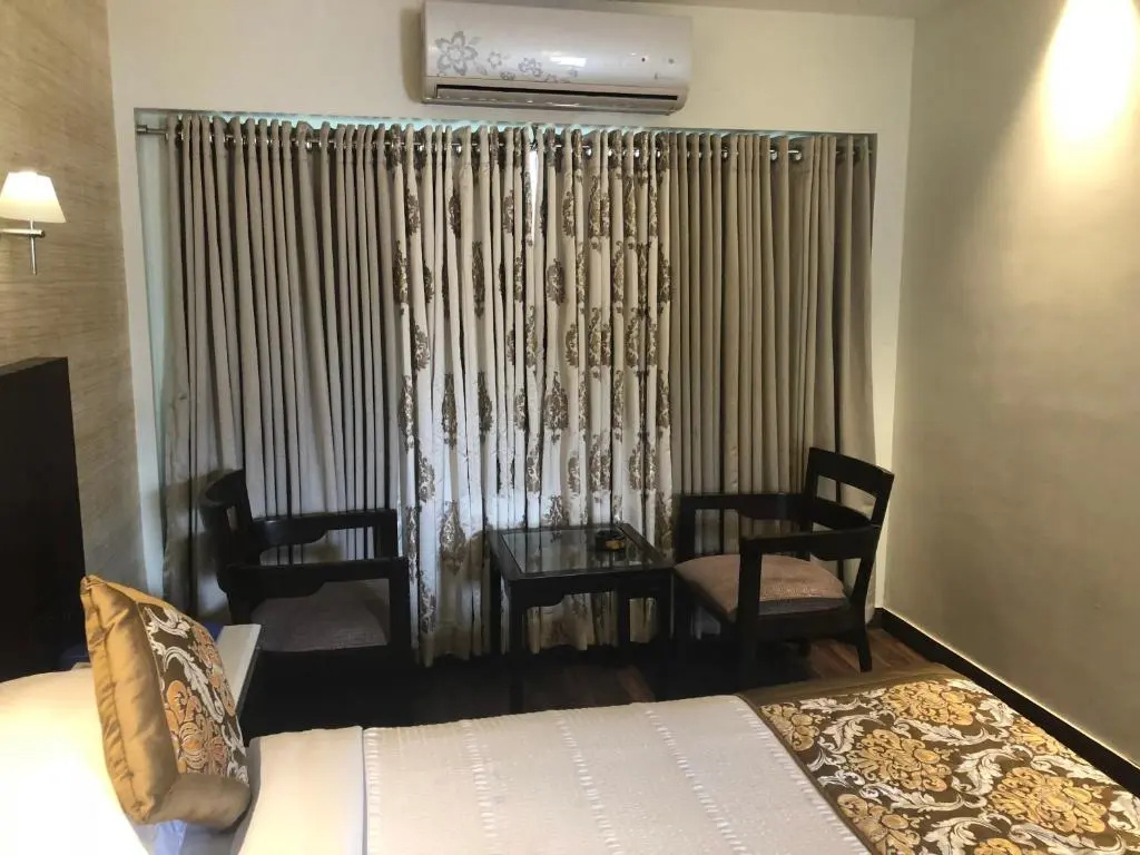Hotel Holiday Resort - Chambres