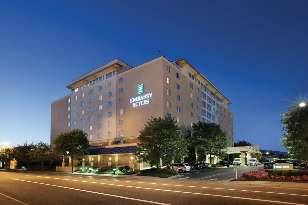 Embassy Suites by Hilton Charleston Hotel