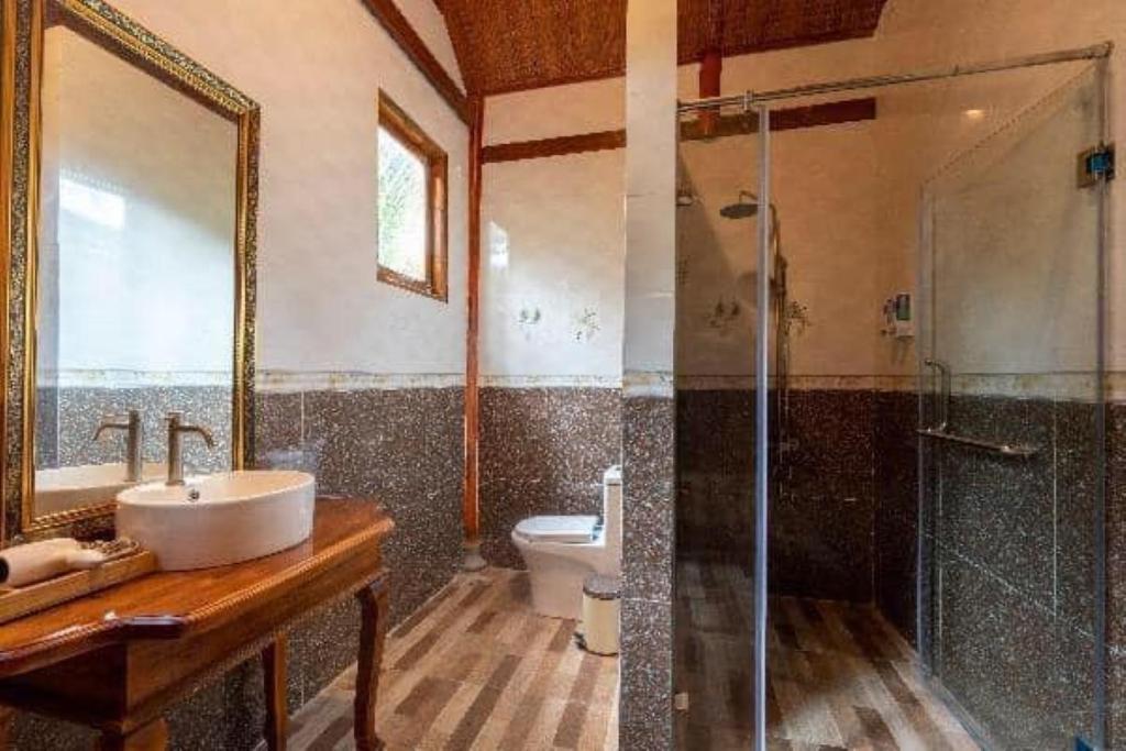 Номер Deluxe в Serene Resort Phu Quoc