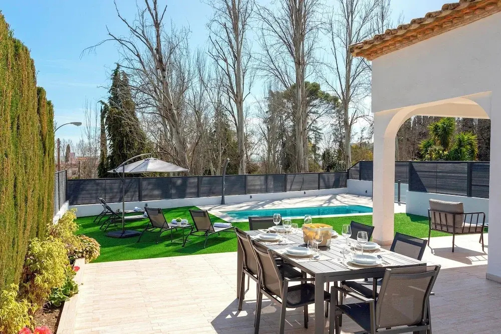 Genteel Home El Brillante