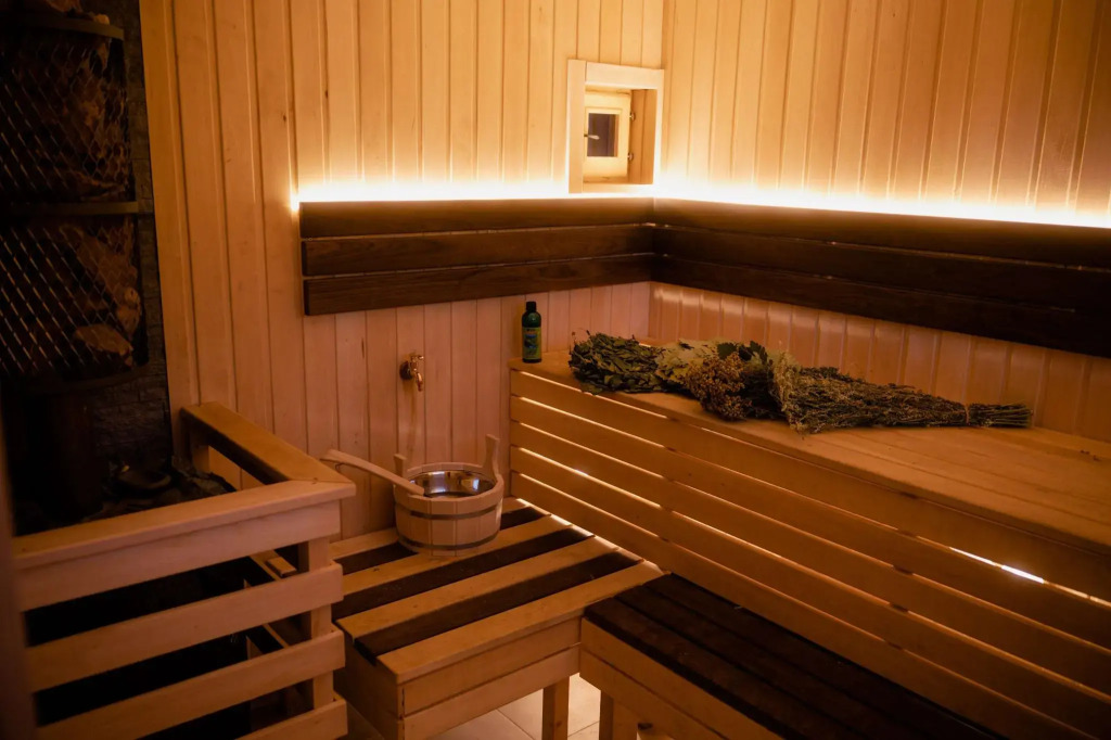 Хвоя - фото 13