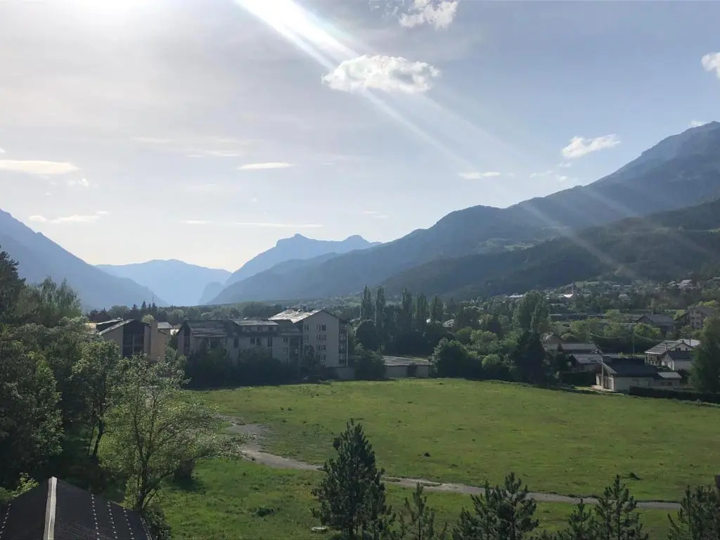 Barcelonnette : Bel appartement lumineux