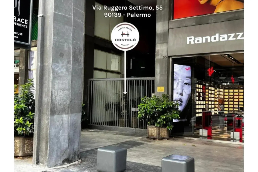 Hostelò Luxury Hostel