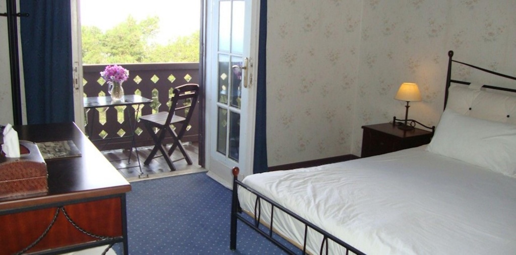 Balcony & Terrace