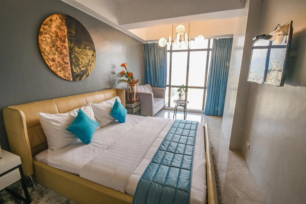 Premier Double room (full double bed)