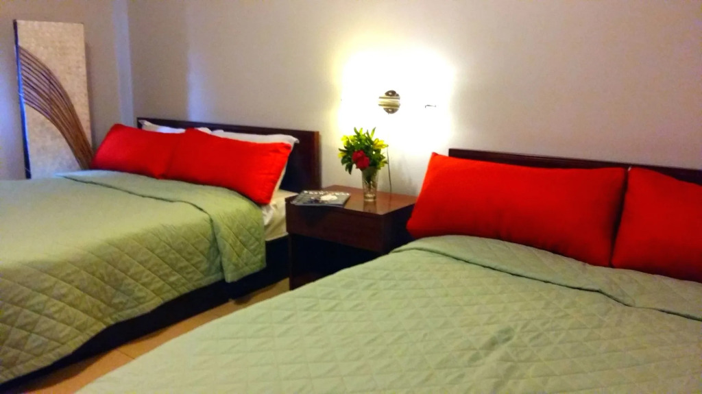 Dorado Eagle Beach Hotel — фото 3