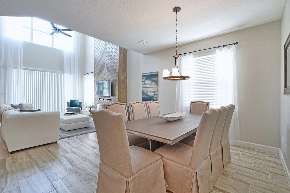 Storey Lake-5 Bedrooms home w/pool-1650ST - 5