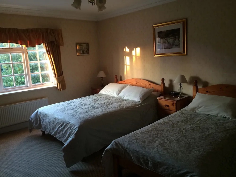 Half Moon Hotel and Restaurant - Chambres