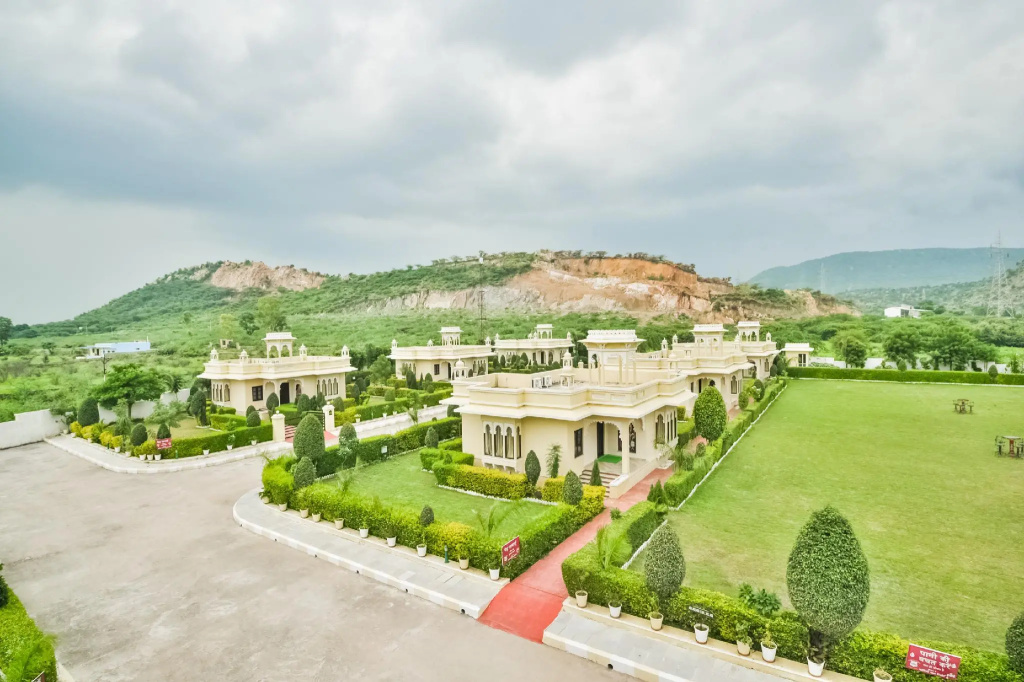 Anjushree Resorts Padmini Baug by OYO Rooms