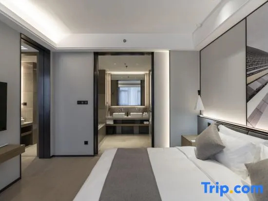 Suite with sunset view