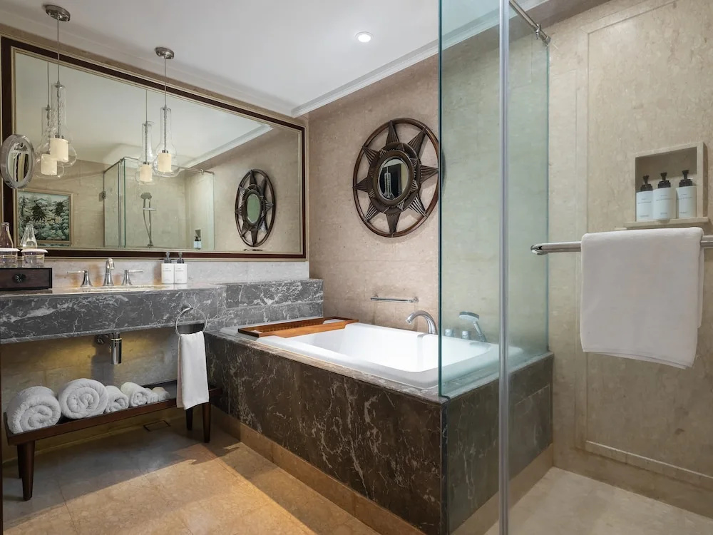 Classic Singaraja Space Access Double room with garden view (twin beds)