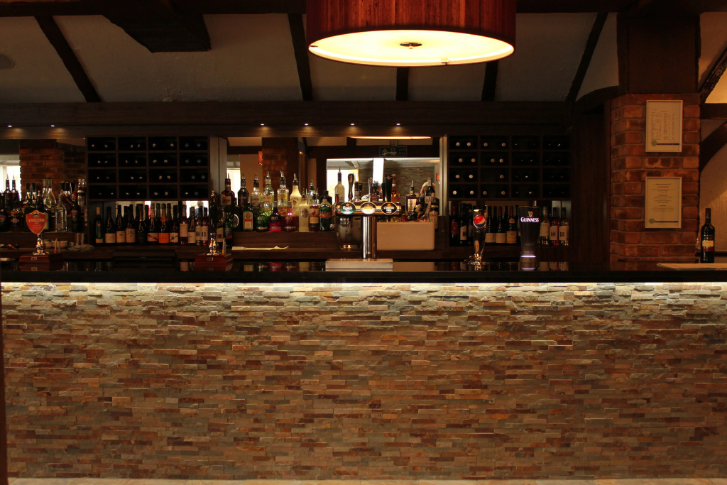 Legacy Rose and Crown Hotel - Général