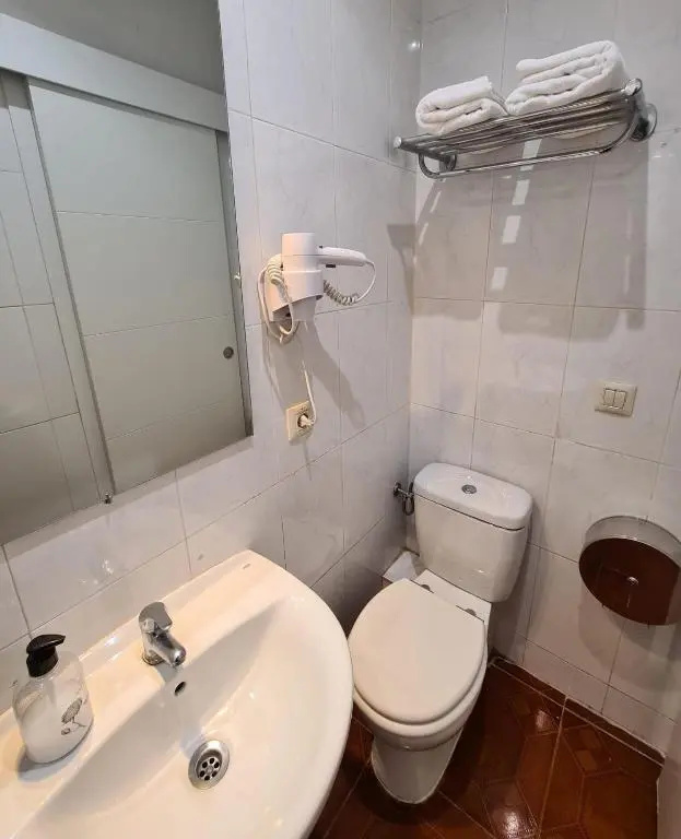 Economy room