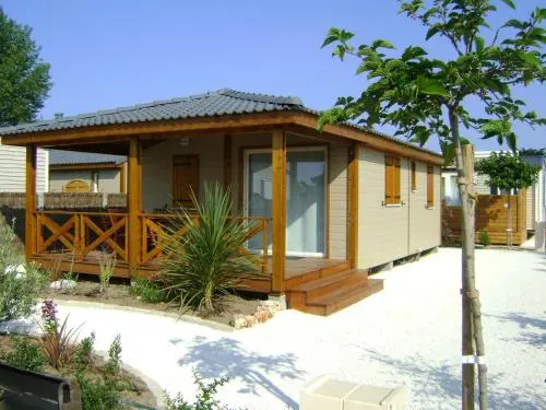 Camping Le Village De La Mer